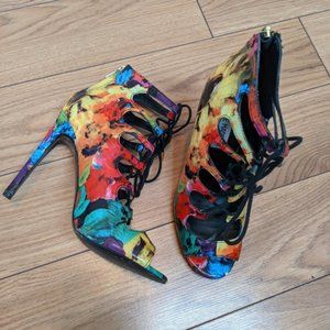 Steve Madden cynthiaa floral lace up heel shoe